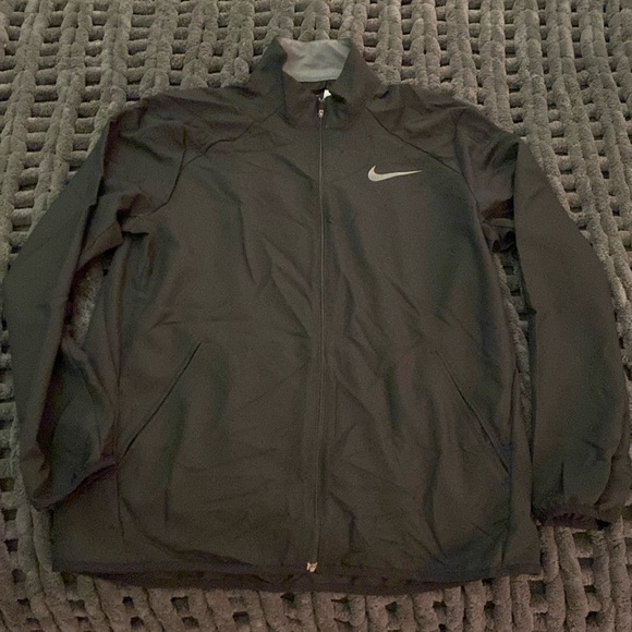 NWT men’s Nike jacket - Picture 1 of 3